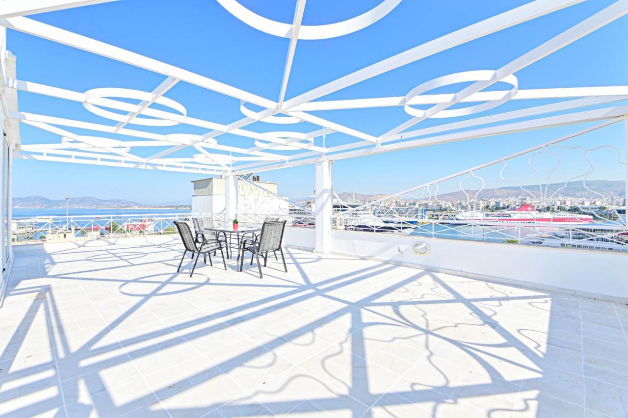 Charming Apartment With A Sea View Terrace Piraeus Bagian luar foto