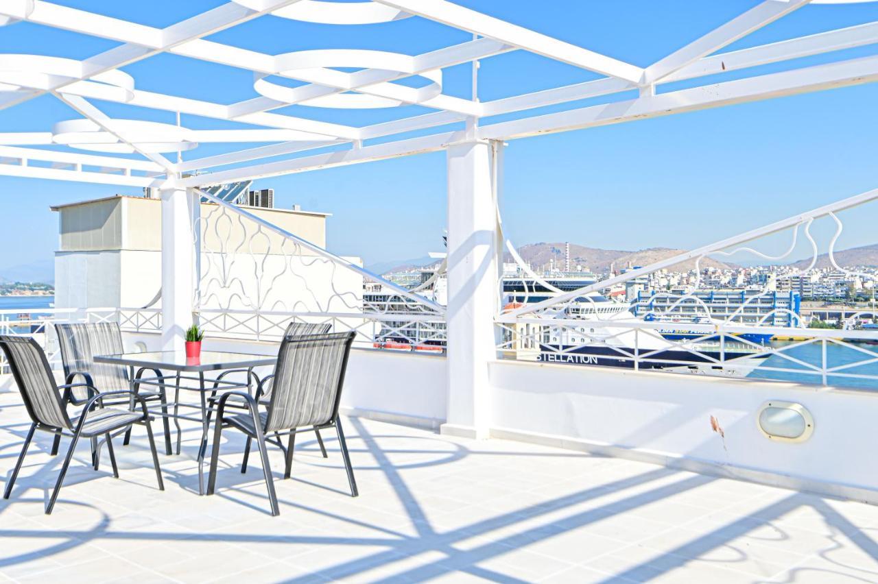 Charming Apartment With A Sea View Terrace Piraeus Bagian luar foto